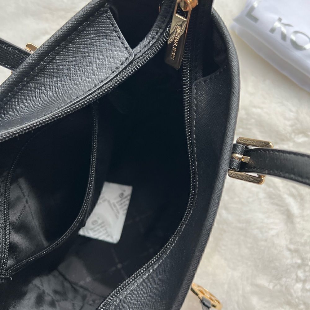 Michael Kors Jet Set Travel Extra-Small Saffiano Leather Top-Zip Tote Bag - Picture 5 of 16